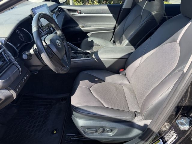 2023 Toyota Camry Hybrid XSE