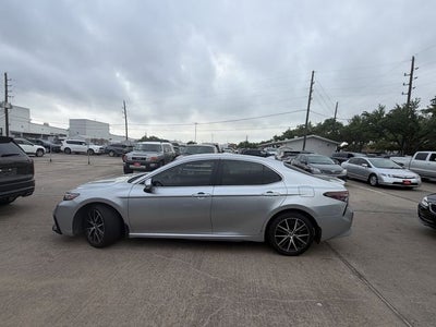 2023 Toyota Camry SE