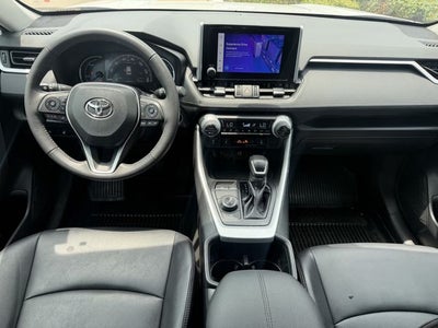 2023 Toyota RAV4 Hybrid XLE Premium