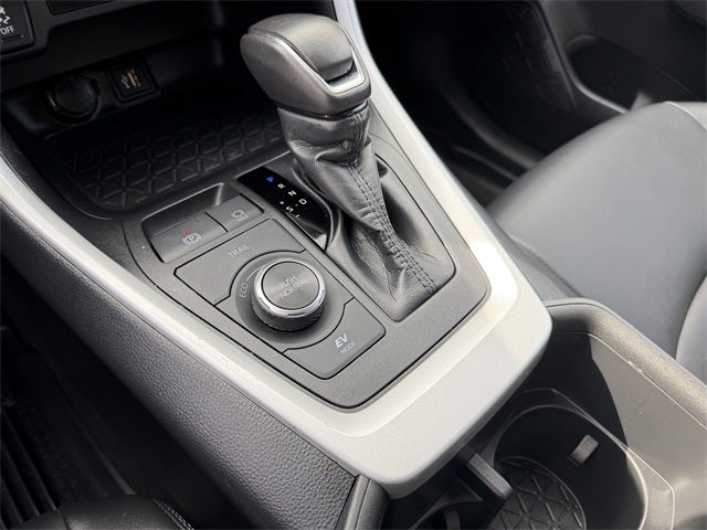 2025 Toyota RAV4 Hybrid XLE Premium