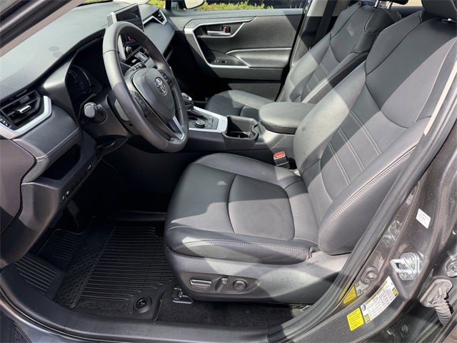 2025 Toyota RAV4 Hybrid XLE Premium