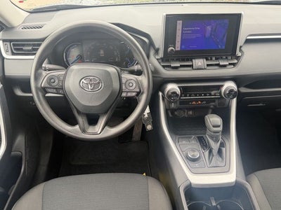 2023 Toyota RAV4 Hybrid LE