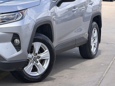 2021 Toyota RAV4 Hybrid XLE