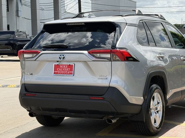2021 Toyota RAV4 Hybrid XLE