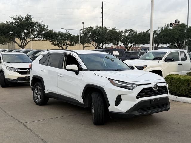 2025 Toyota RAV4 Hybrid XLE