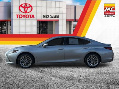 2022 Lexus ES 300 300h Ultra Luxury