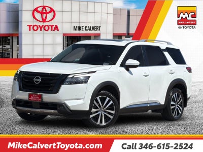 2025 Nissan Pathfinder Platinum