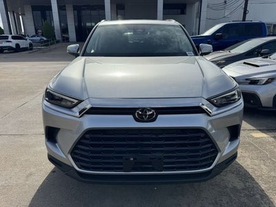 2025 Toyota Highlander XLE