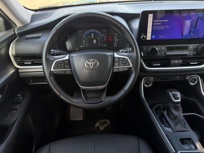 2025 Toyota Highlander XLE