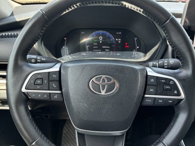 2025 Toyota Highlander XLE