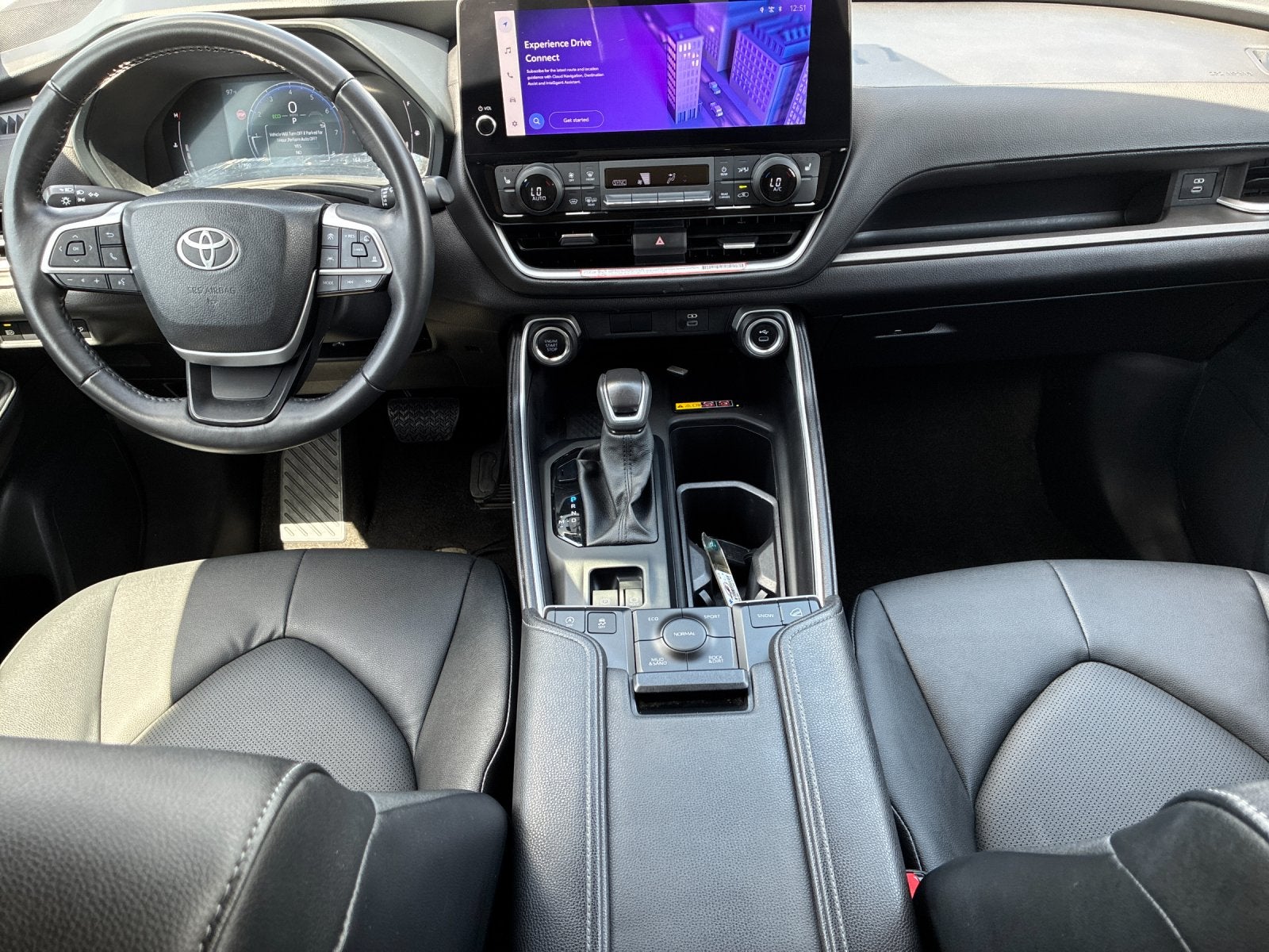 2025 Toyota Highlander XLE