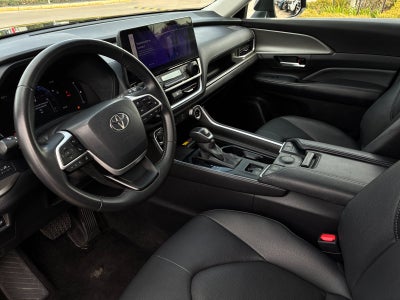 2025 Toyota Grand Highlander XLE