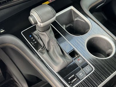 2025 Toyota Sienna Woodland Edition