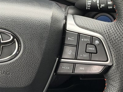 2022 Toyota Sienna XSE 7 Passenger