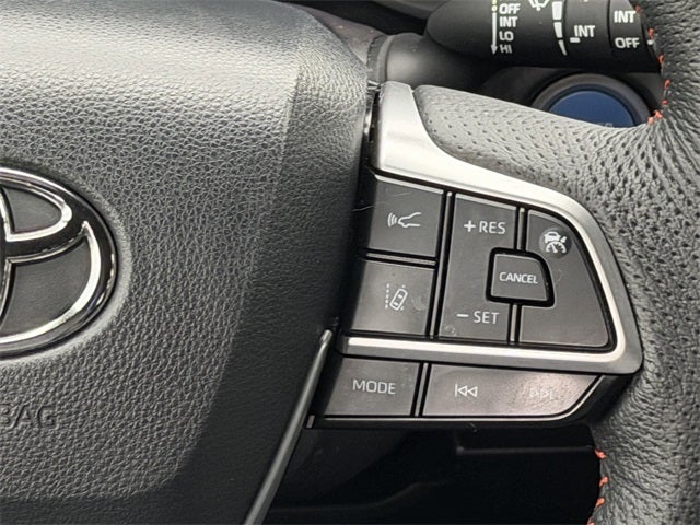 2022 Toyota Sienna XSE 7 Passenger