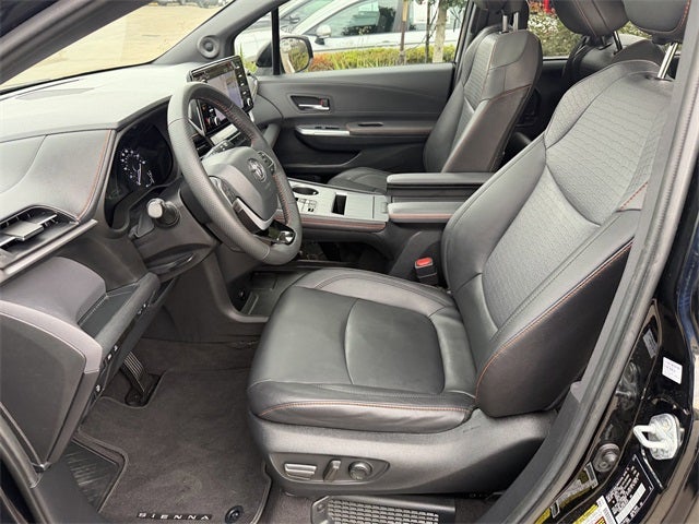 2022 Toyota Sienna XSE 7 Passenger