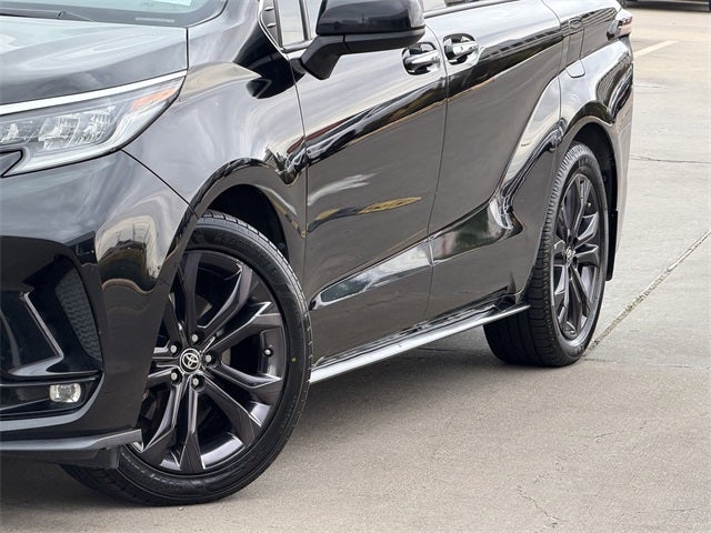 2022 Toyota Sienna XSE 7 Passenger