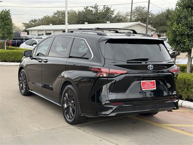2022 Toyota Sienna XSE 7 Passenger
