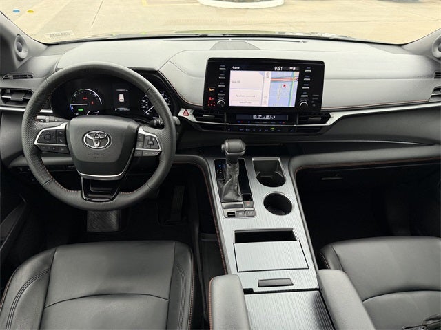 2022 Toyota Sienna XSE 7 Passenger