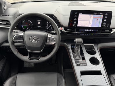 2022 Toyota Sienna XSE 7 Passenger