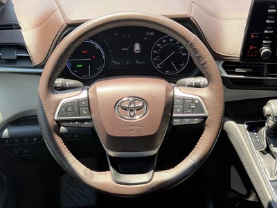 2021 Toyota Sienna Platinum 7 Passenger