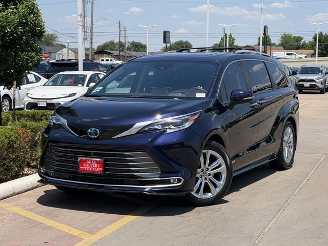 2021 Toyota Sienna Platinum 7 Passenger