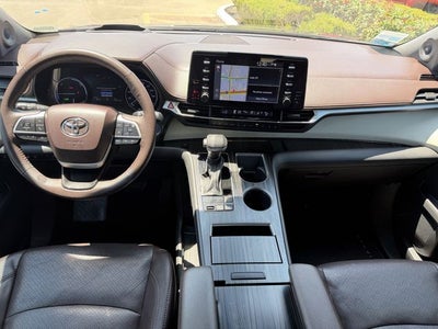 2021 Toyota Sienna Platinum 7 Passenger