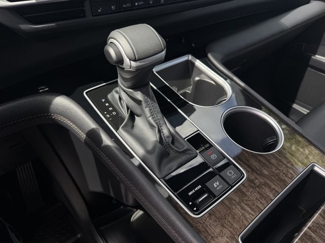 2025 Toyota Sienna Platinum 7 Passenger