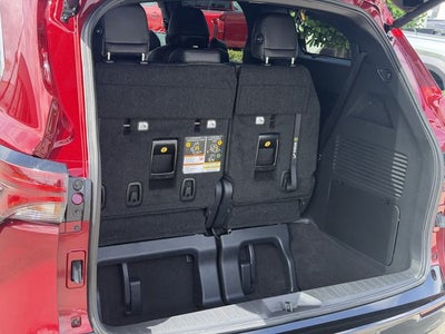 2025 Toyota Sienna Platinum 7 Passenger