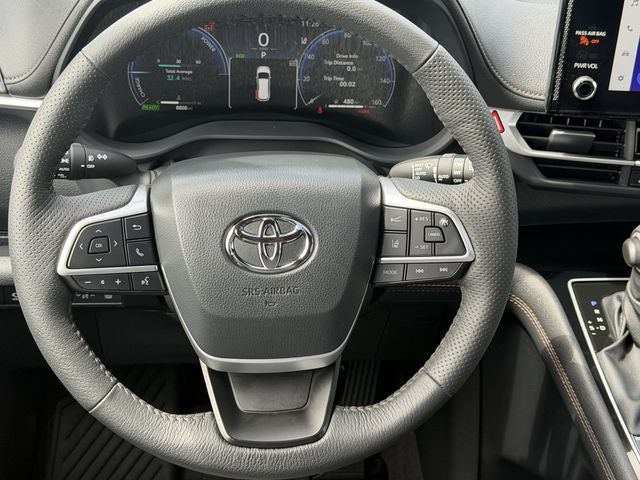 2025 Toyota Sienna Platinum 7 Passenger