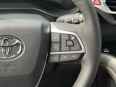 2025 Toyota Sienna Platinum 7 Passenger