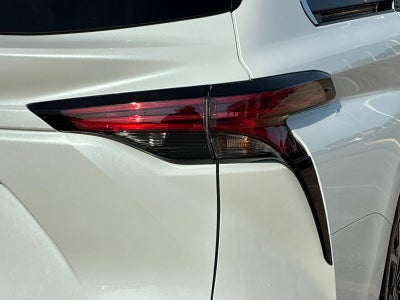 2026 Toyota Sienna Platinum 7 Passenger