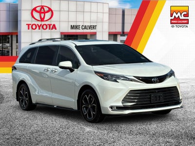 2026 Toyota Sienna Platinum 7 Passenger