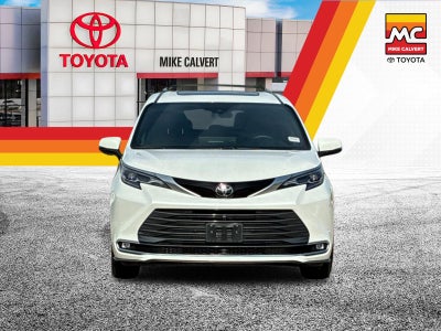 2026 Toyota Sienna Platinum 7 Passenger