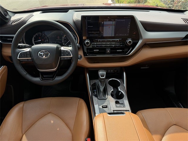 2022 Toyota Highlander Platinum
