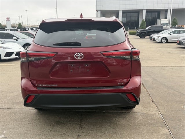 2022 Toyota Highlander XLE