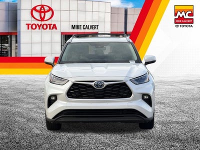 2022 Toyota Highlander Hybrid XLE