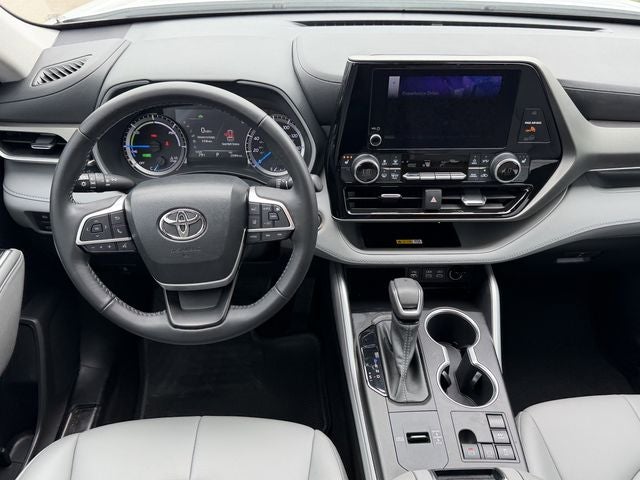 2023 Toyota Highlander Hybrid XLE