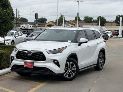 2023 Toyota Highlander Hybrid XLE