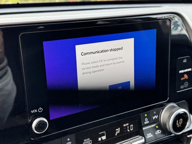 2025 Toyota Highlander LE