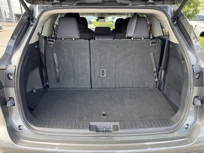 2025 Toyota Highlander LE