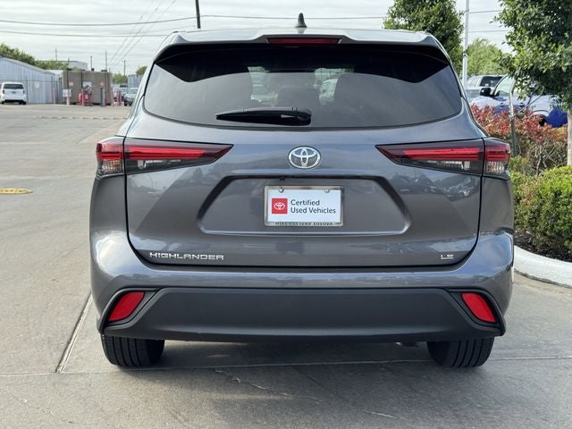 2025 Toyota Highlander LE