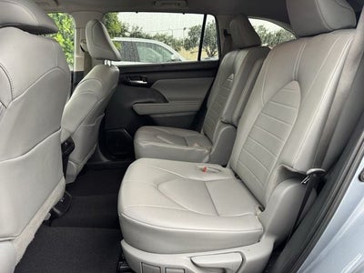 2024 Toyota Highlander XLE