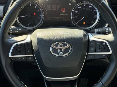 2023 Toyota Highlander XLE