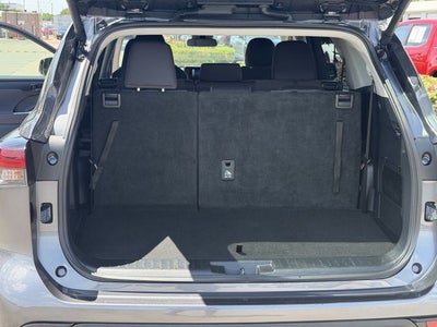2025 Toyota Highlander LE