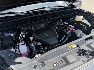 2025 Toyota Highlander LE