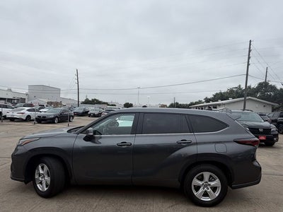 2025 Toyota Highlander LE