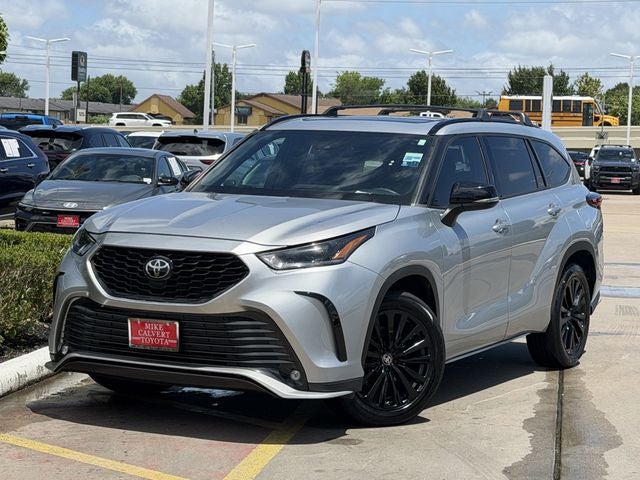 2023 Toyota Highlander XSE