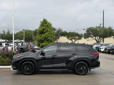 2023 Toyota Highlander XSE