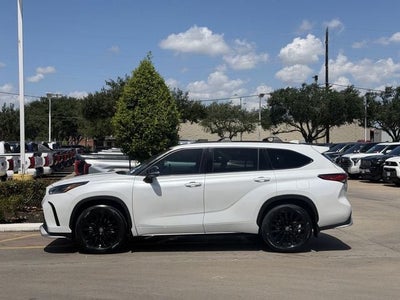2023 Toyota Highlander XSE